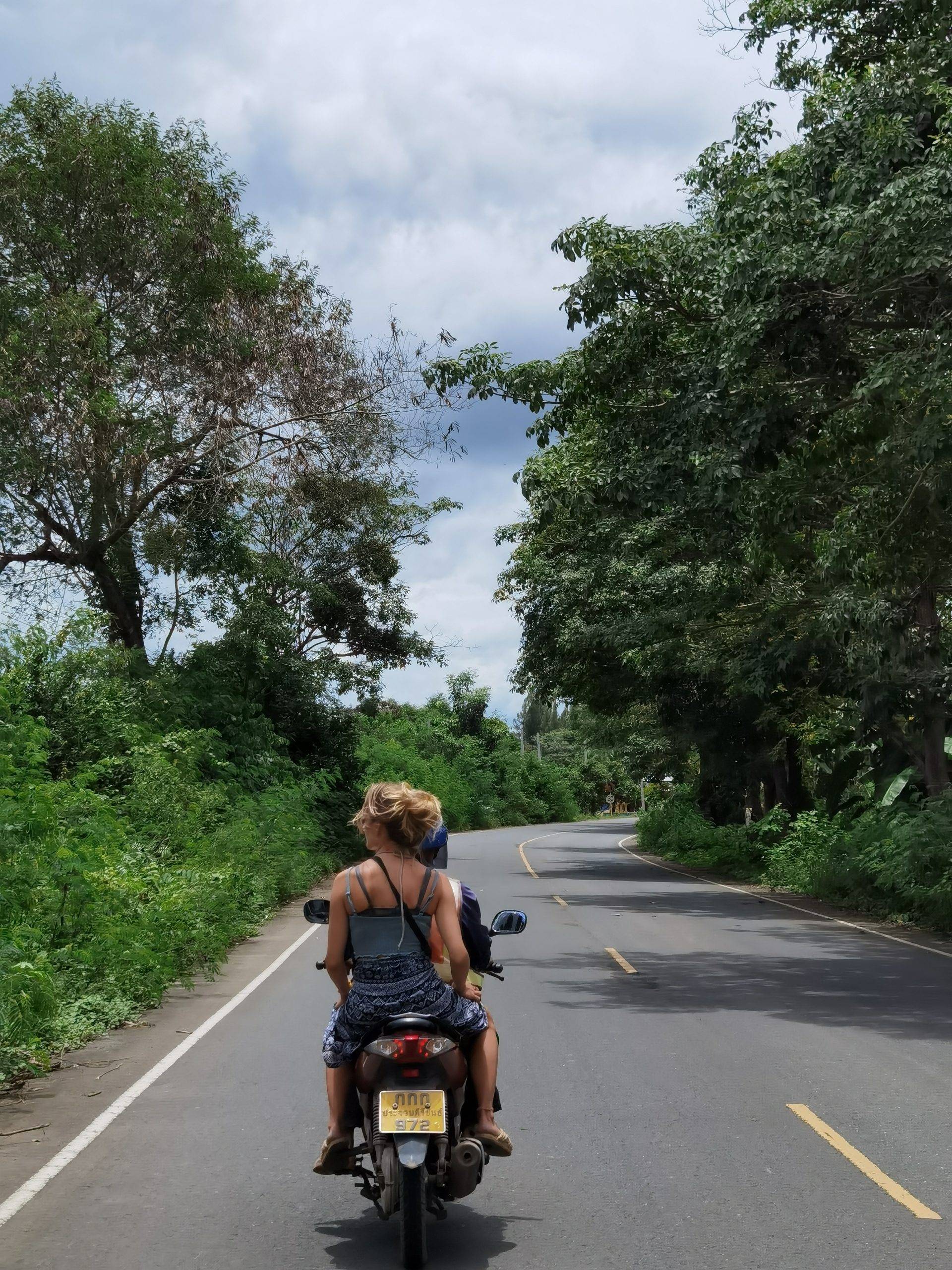 Moto taxi cap a Kui Buri, Caraalvent.cat